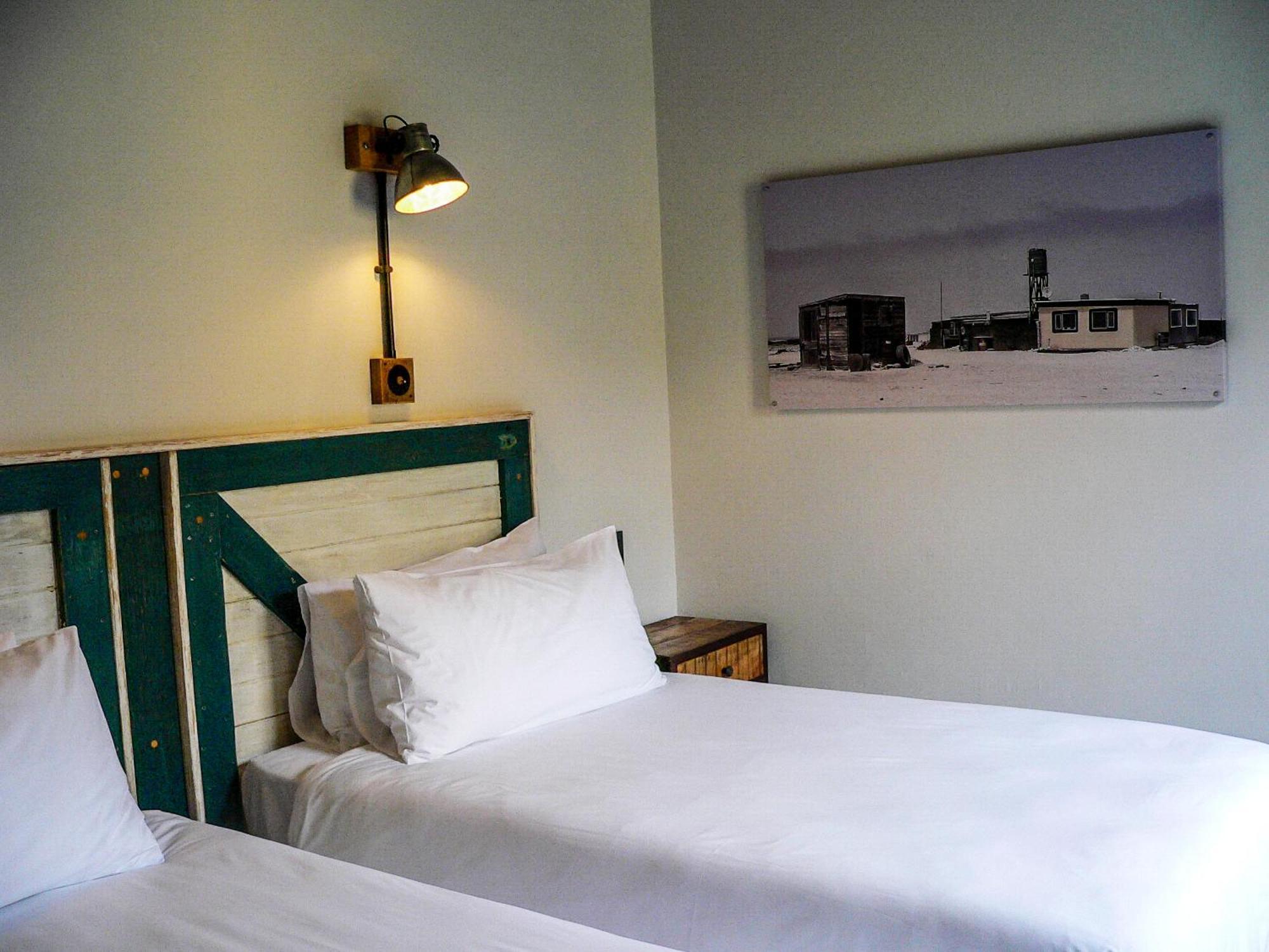 De Baken Self-Catering Apartment Walvis Bay Bagian luar foto